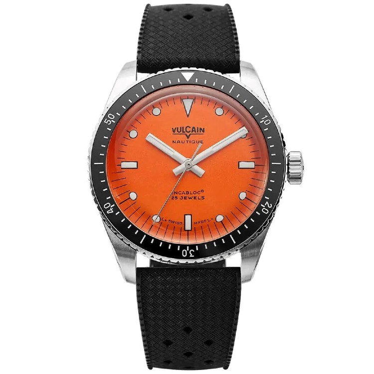 SKINDIVER WITH ORANGE DIAL ON BLACK RUBBER STRAP