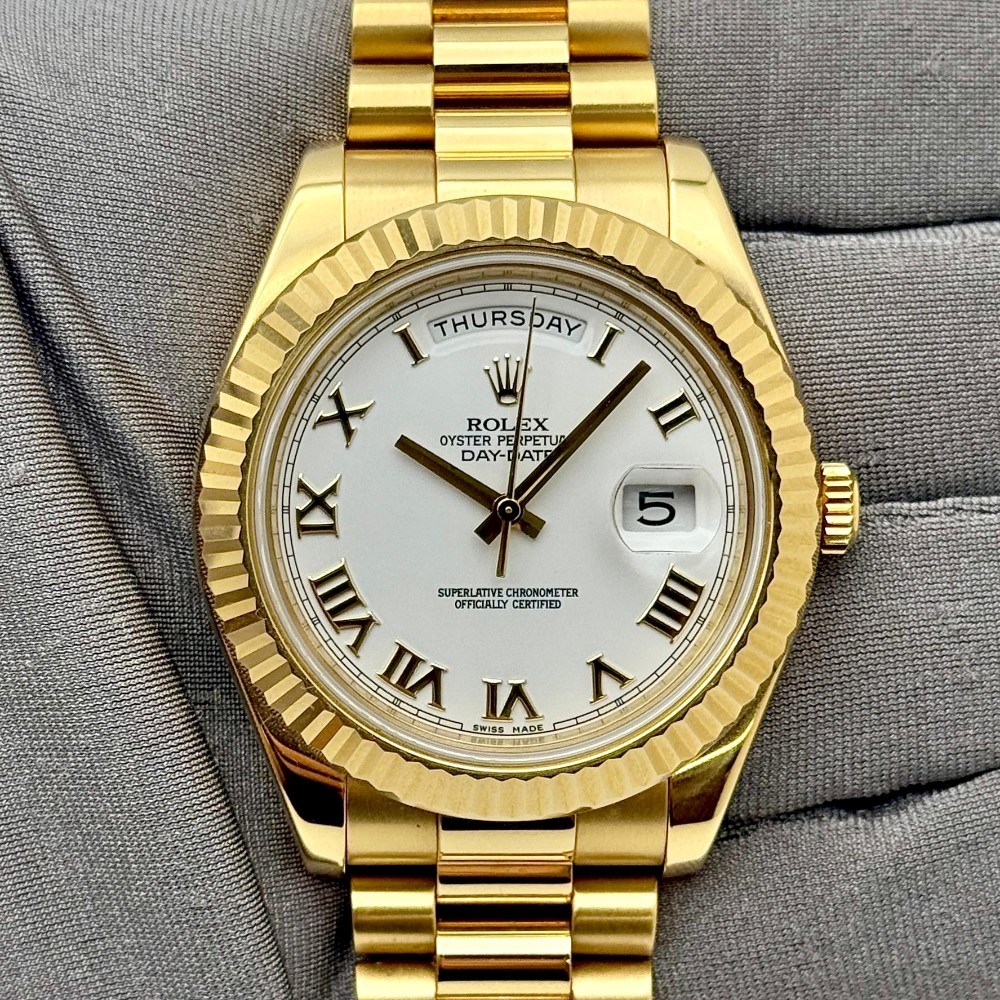 DAY -DATE 41MM